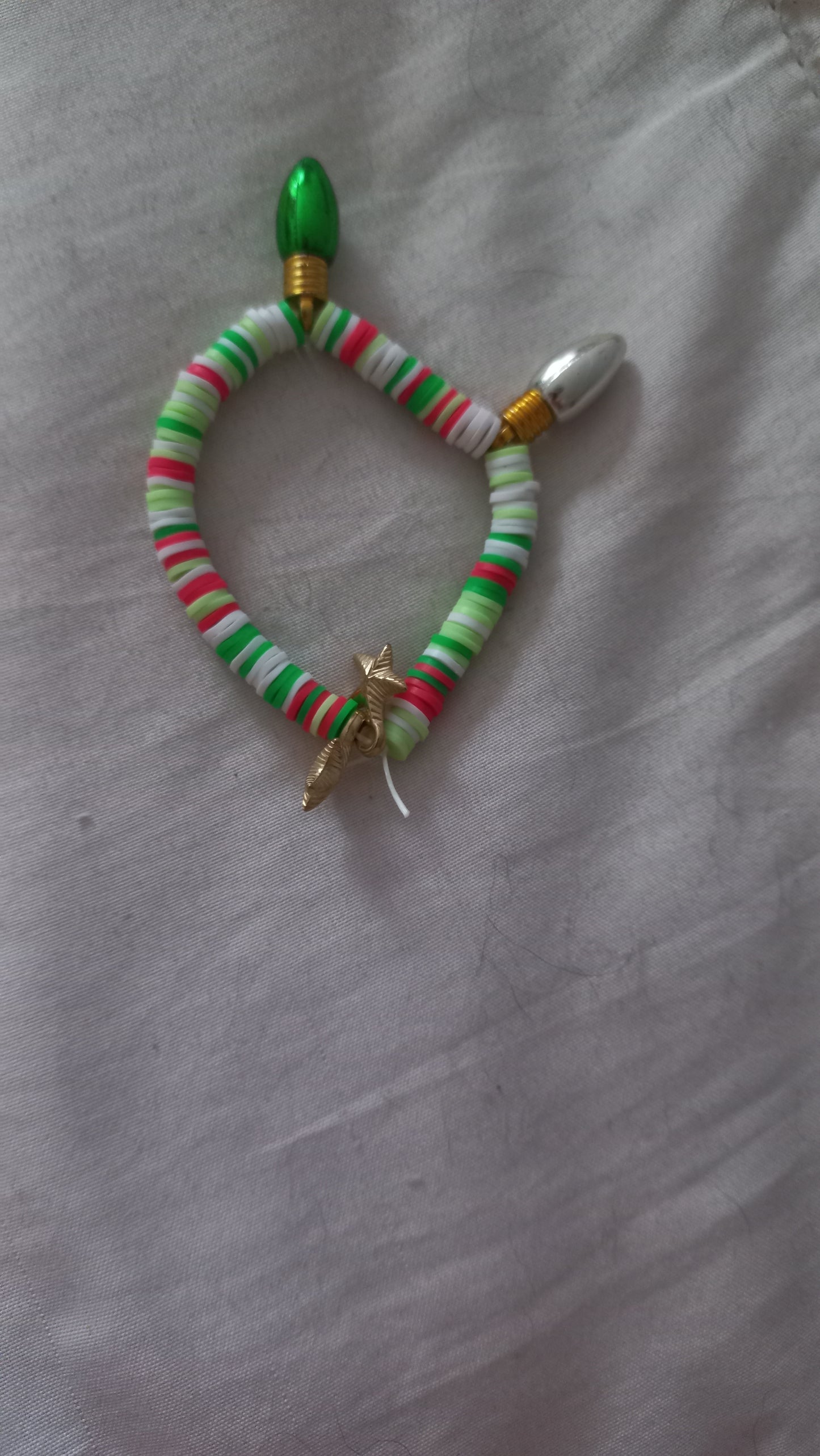 Pretty Christmas light bulb bracelet